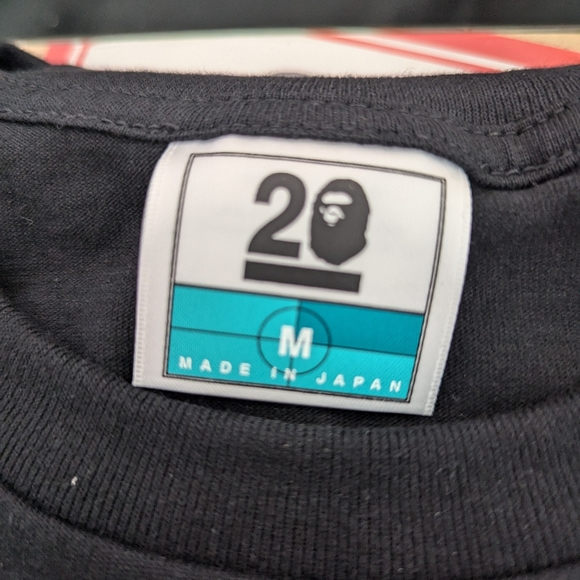 Bathing Ape BAPE 20th anniversary Stash colab box signed size M authentic RARE - Picture 2 of 5